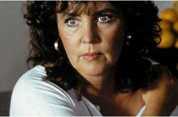 ‘Shirley Valentine’ Star Pauline Collins Dies After Battling Illness for Years