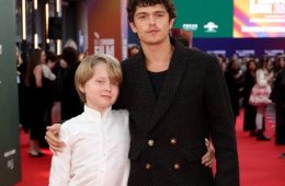 Jacobi Jupe Joined by Brother Noah on Hamnet Set