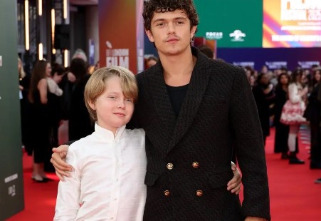 Jacobi Jupe Joined by Brother Noah on Hamnet Set