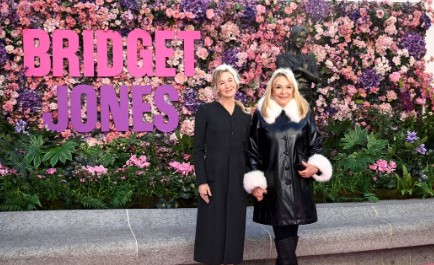 Bridget Jones Immortalised: Renée Zellweger Unveils Statue in London’s Leicester Square
