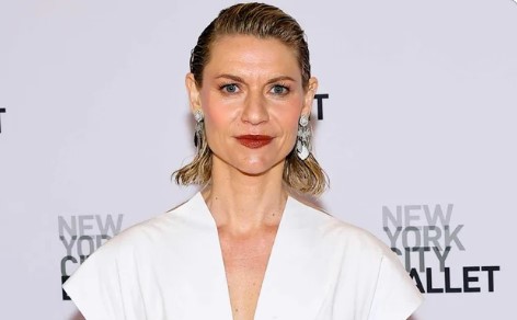 Unforeseen Pregnancy: Claire Danes Admits to Feeling "Shame" at 44