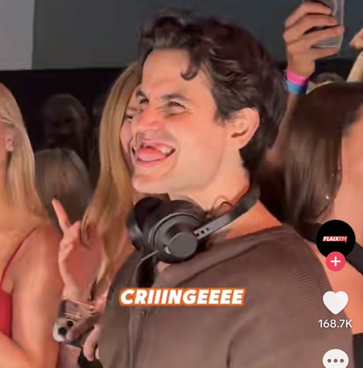 DJ Levi Cringe DJ Controversy –