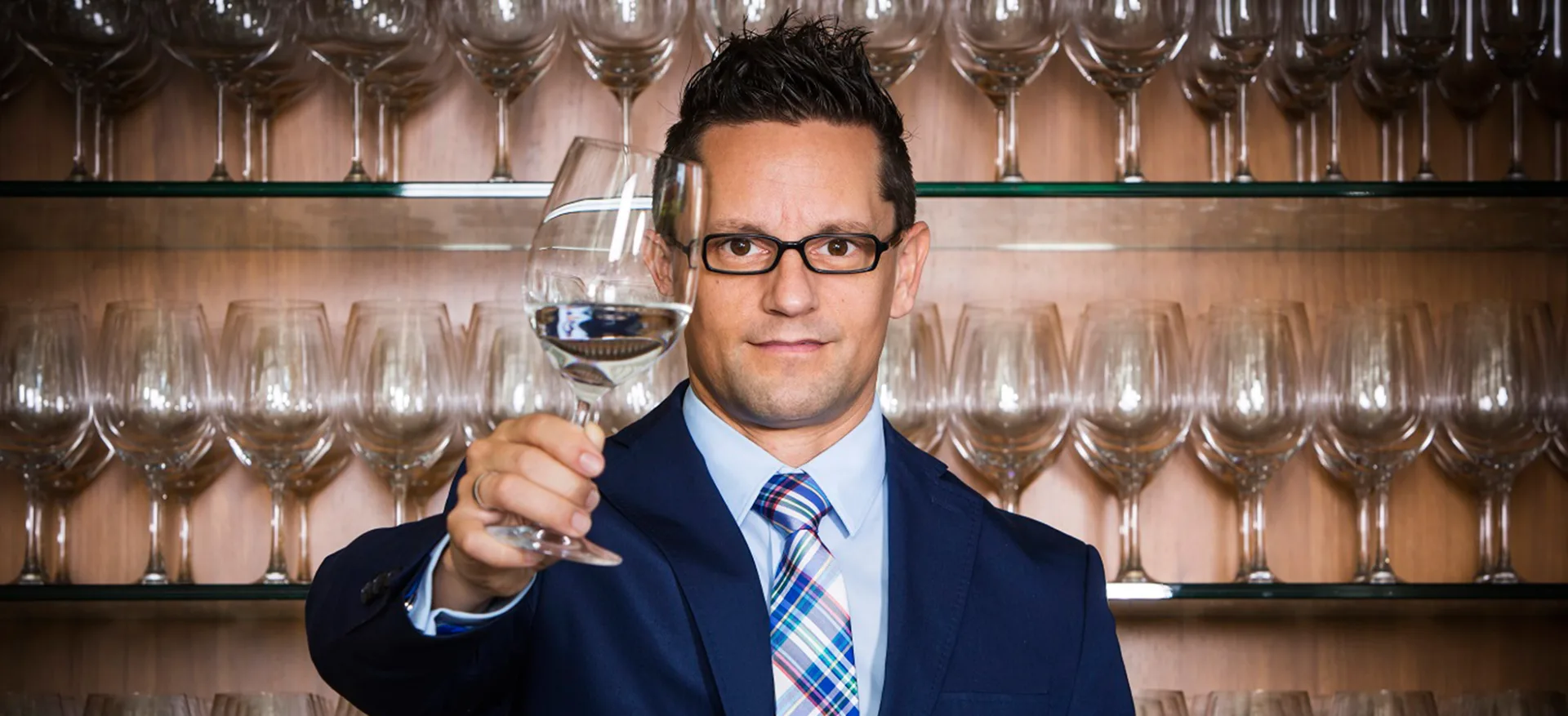 The Best Water to Drink with Water Sommelier Martin Riese – The Best Water to Drink with Water Sommelier Martin Riese –