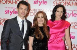 Isla Fisher Honors Late Author Sophie Kinsella