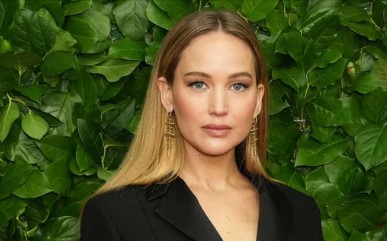 Jennifer Lawrence Stuns at 2025 Gotham Awards