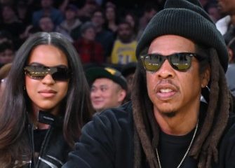 Jay-Z & Blue Ivy Shine Courtside at Lakers Game