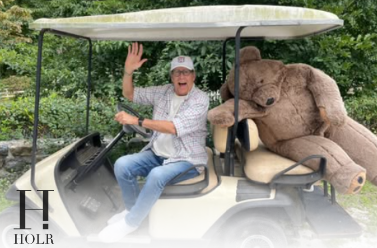 ‘Community’ Cast Reportedly Refused to Join Chevy Chase Documentary