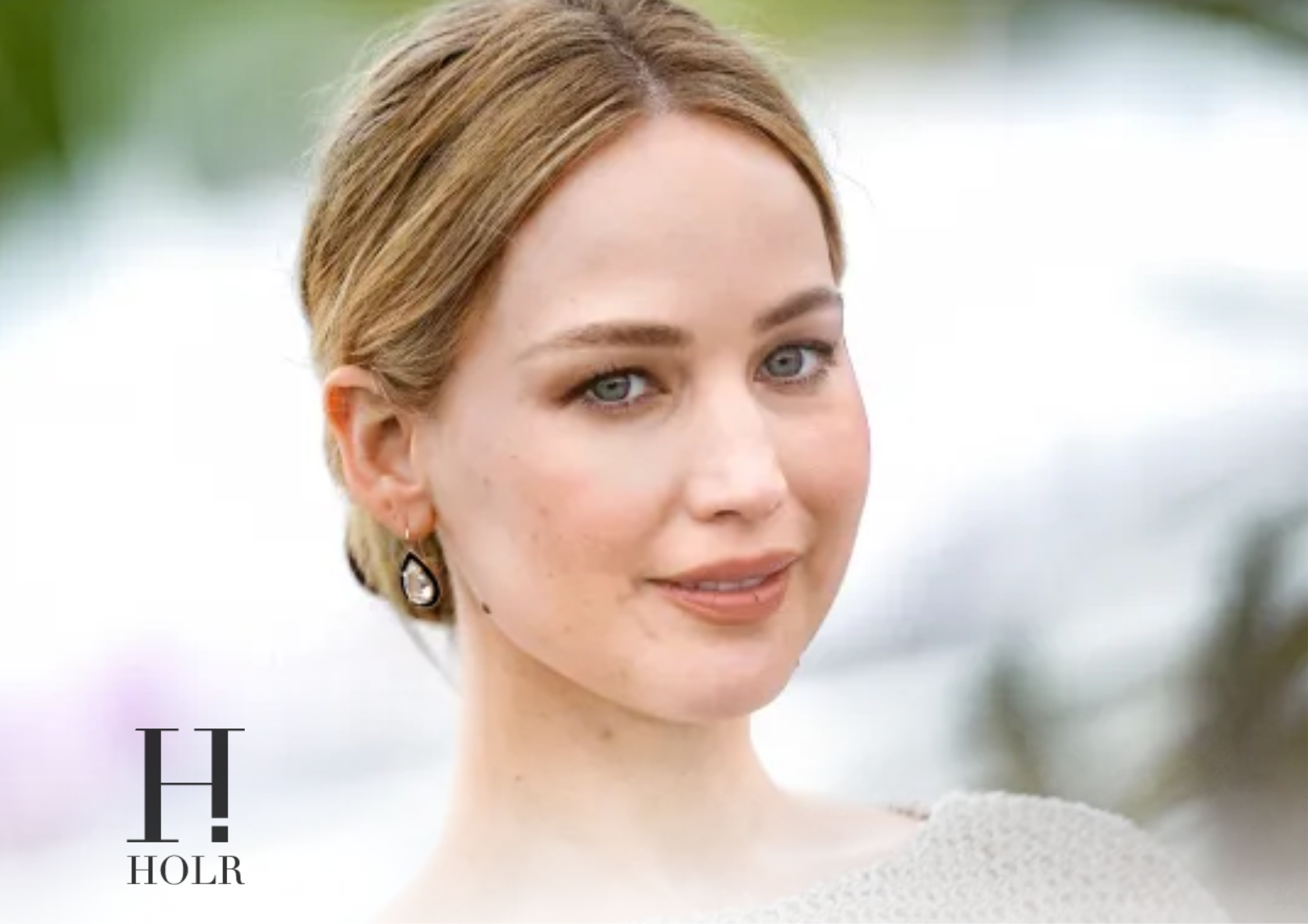 Jennifer Lawrence Says Sex Scene With Robert Pattinson Was Easier to Film