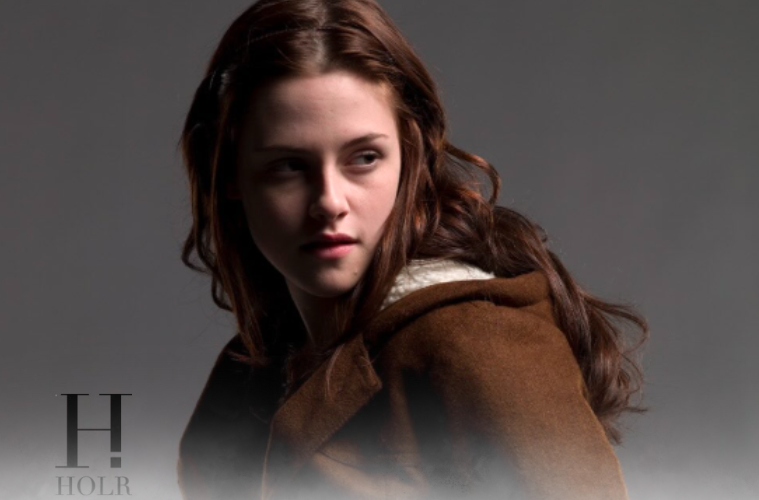 Kristen Stewart Says She “Would Love To” Direct a Twilight Remake — “I’m Doing It!”