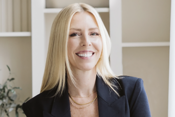 HOLR Chats: The Healthiest Way to Reset After the Holidays with Gina Livy