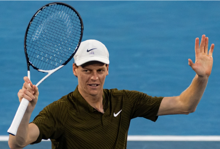 Jannik Sinner extends AO streak to 18, reaches quarters