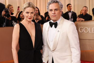 Mark Ruffalo Calls Out Trump on Golden Globes Carpet