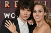 Miley Cyrus Shows Off Engagement Ring at Golden Globes