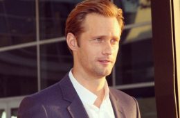 Alexander Skarsgård Responds to Bisexuality Speculation