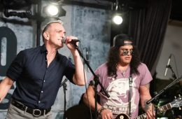 Hank Azaria Perfectly Impersonates Bruce Springsteen