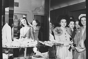 Black and White images of Saks fifth avenue