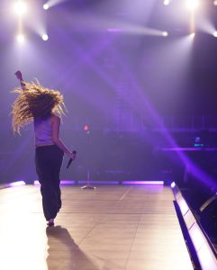 Shakira Celebrates One Year of Las Mujeres Ya No Lloran World Tour