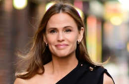 Jennifer Garner Says Her Kids Think She’s ‘Fully Cringe’
