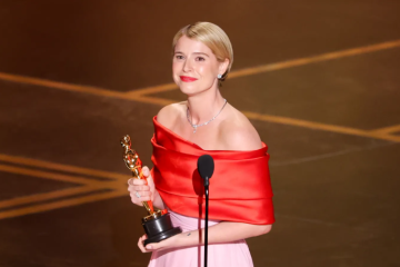 Jessie Buckley Makes History With Best Actress Oscar for Hamnet