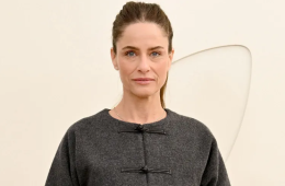 Amanda Peet Reveals Cancer Diagnosis Amid Family Crisis