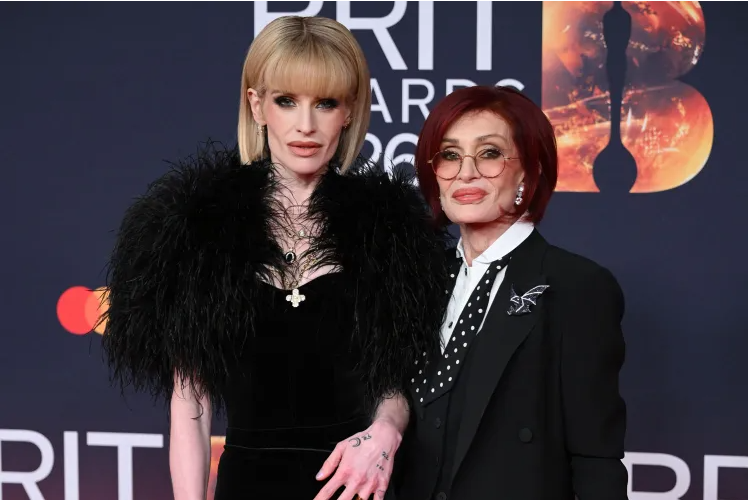 Sharon Osbourne Defends Kelly Against Cruel Comments