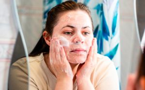 Summer Skincare Routine 2026: Expert Tips for Glowing Skin