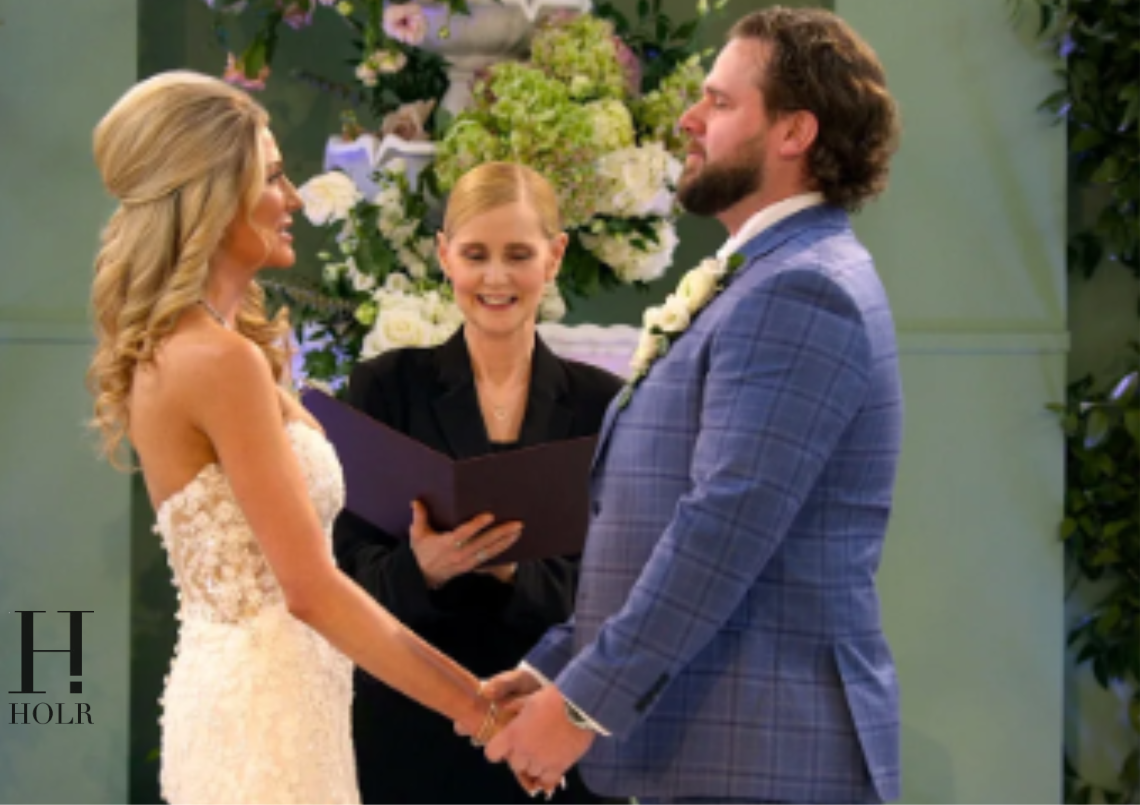 Love Is Blind’s Amber Responds to Altar Rumors