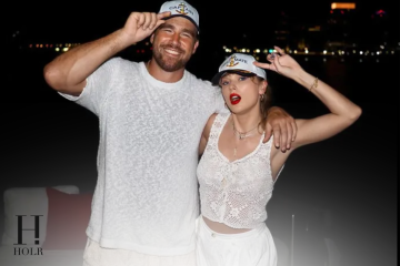 Travis Kelce Reacts to Taylor Swift Photo
