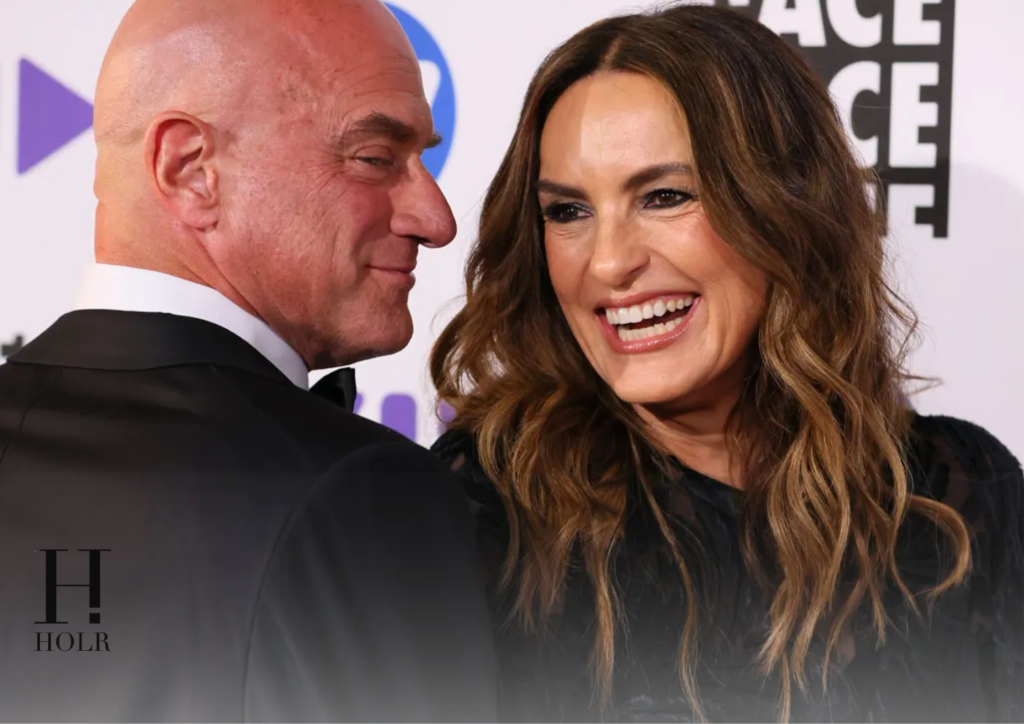 Christopher Meloni Reacts to Red Carpet Reunion with Mariska Hargitay – Christopher Meloni Reacts to Red Carpet Reunion with Mariska Hargitay –