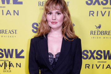 Debby Ryan Jessie Reunion New Mom Appearance