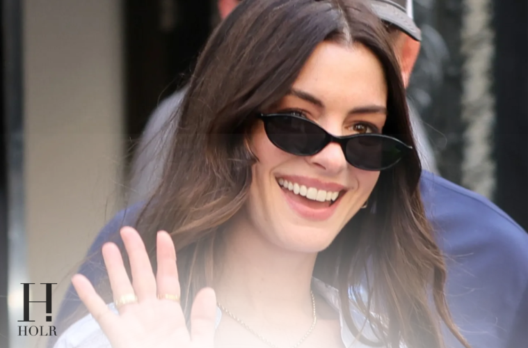 Anne Hathaway Prada 2 Co-Stars Late Show Moment