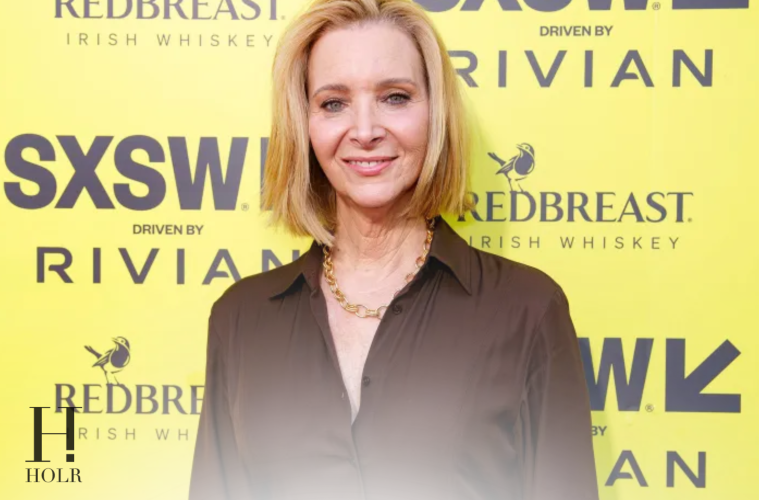 Lisa Kudrow Reflects on Friends Experience
