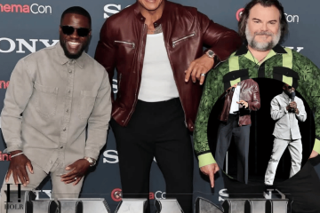 Kevin Hart Roasts The Rock in Viral Jumanji Pic