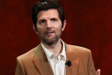 Adam Scott Slams Coachella, Praises The Strokes