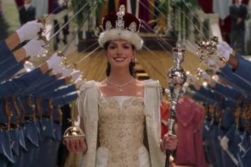 Anne Hathaway Talks ‘Princess Diaries 3’ Progress