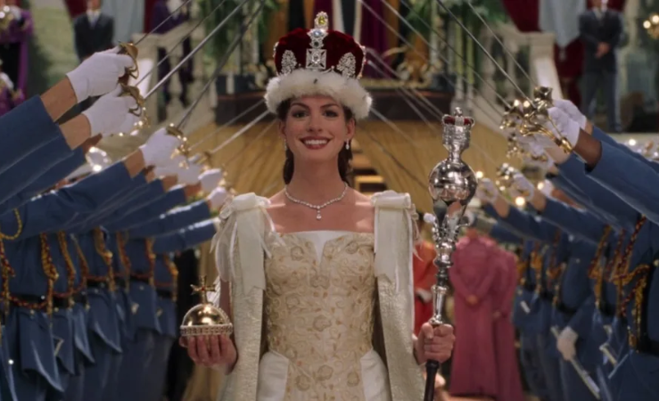 Anne Hathaway Talks ‘Princess Diaries 3’ Progress
