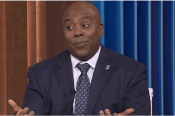 SNL Roasts Barkley’s Political Takes in March Madness Skit
