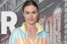 Julia Stiles Says She Works to Support Family, Not Image