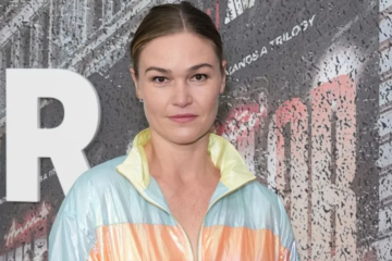 Julia Stiles Says She Works to Support Family, Not Image