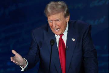 CNN Host Rebuts Trump, FCC Threats: ‘None Of That Is True’