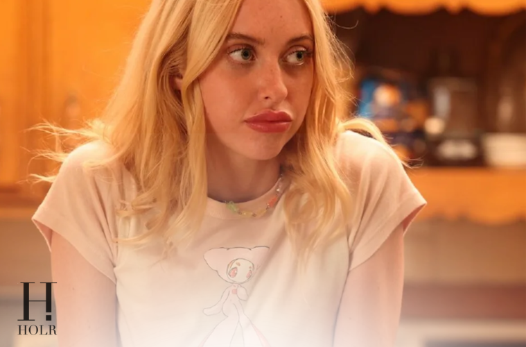 Chloe Cherry Euphoria Season 3 Premiere Interview Scene