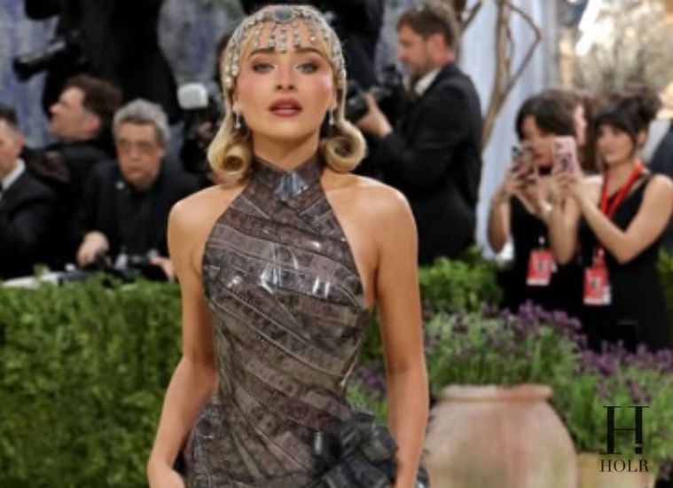 Why Everyone Is Talking About Sabrina Carpenter Right Now