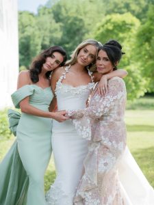 Lainey Wilson Marries Devlin Duck Hodges in Tennessee Wedding