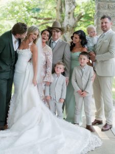 Lainey Wilson Marries Devlin Duck Hodges in Tennessee Wedding