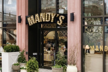 Pretty in Pink: Mandy’s Salads Opens New Distillery District Location
