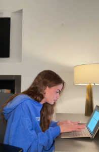 Haleyybaylee Says Her Longest Relationship Is With Windows