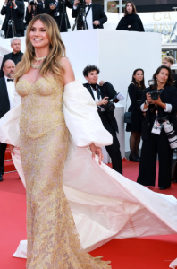 Heidi Klum Glows in Golden Cannes Night Look