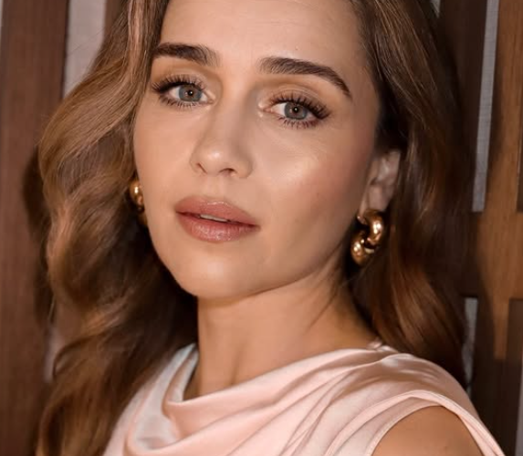 Image Credit; Instagram @emiliaclarke