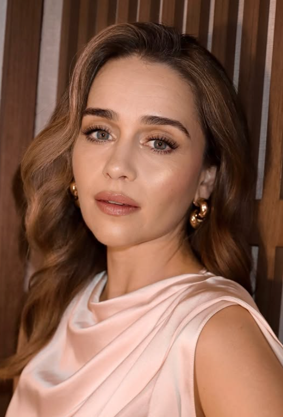 Image Credit; Instagram @emiliaclarke