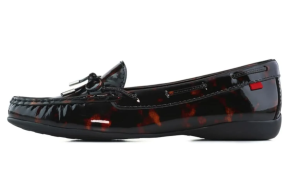Katie Holmes’ Favorite Amazon Loafers Are Perfect for Walking
